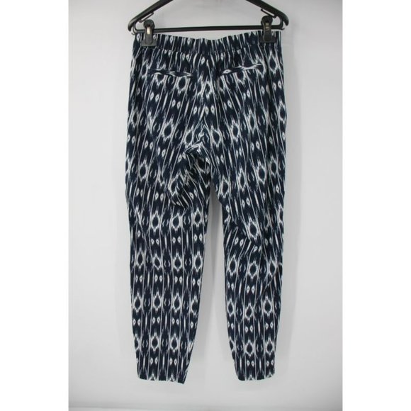 Athleta Women's 4 Blue White Ikat Reflection Aspire‎ Ankle Pants stretch pockets - Picture 4 of 10